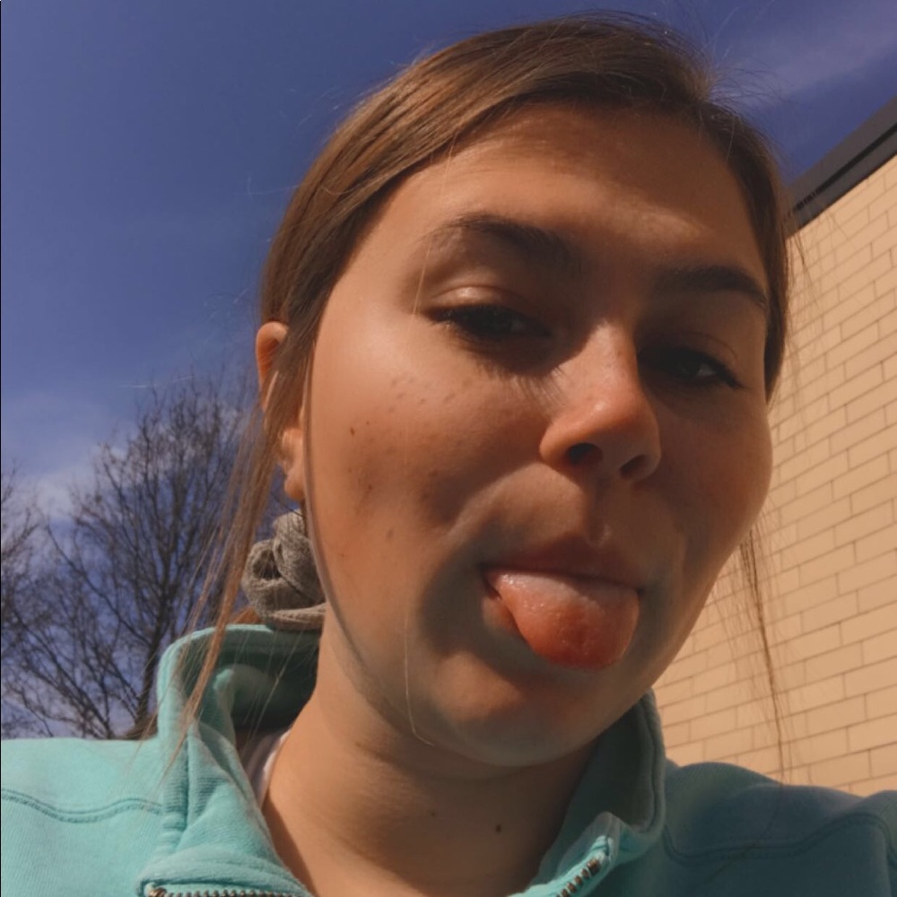 Meet your Posher, Kristina